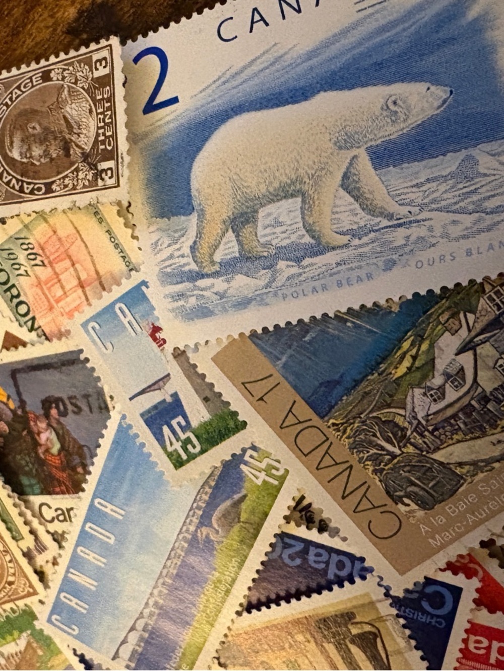 200 Canada Postage Stamps - LOT #2 - Picture 3 of 6